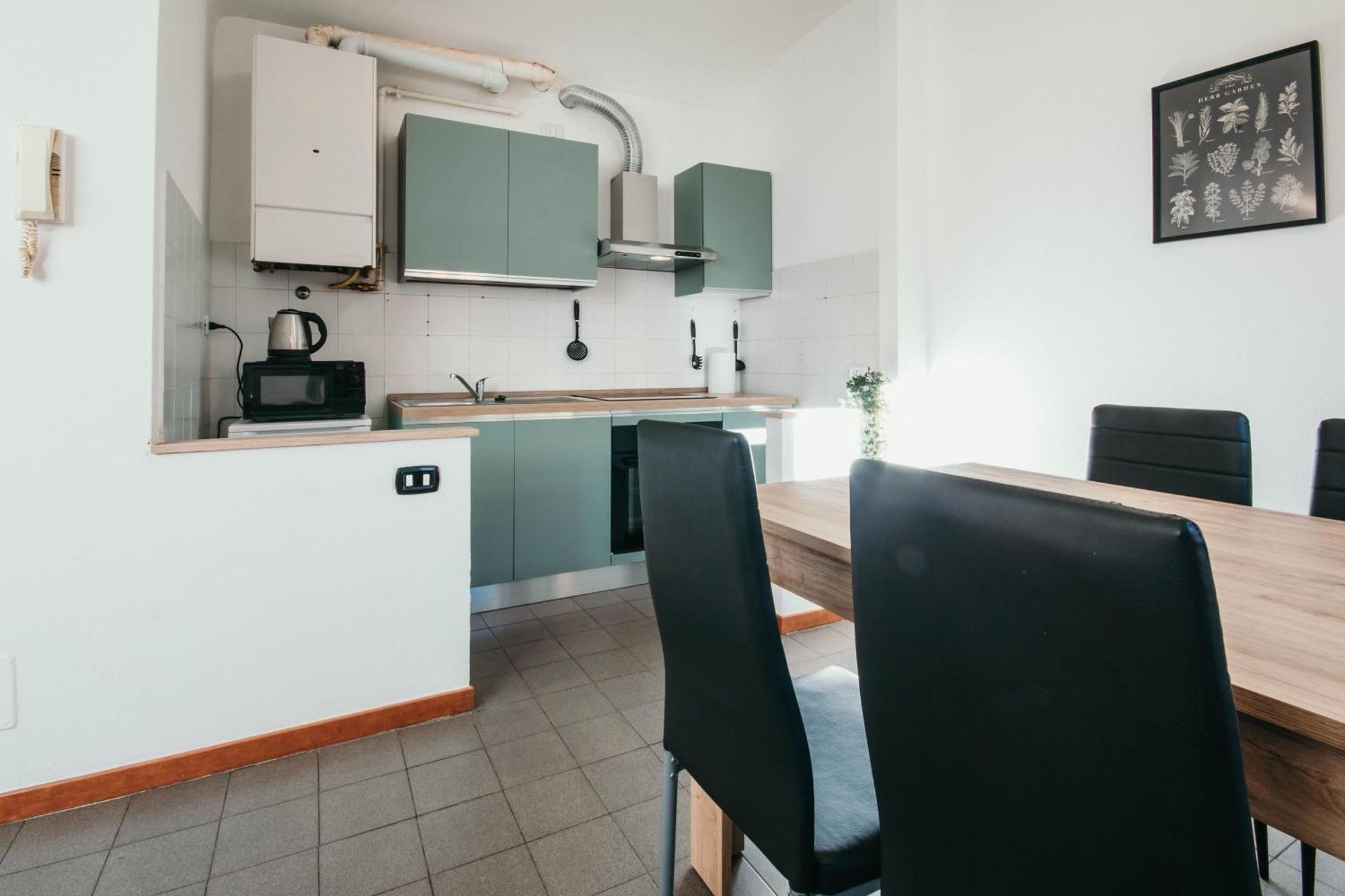 Apartamento Bigattera Trilocali - Affitti Brevi Italia Varese Exterior foto